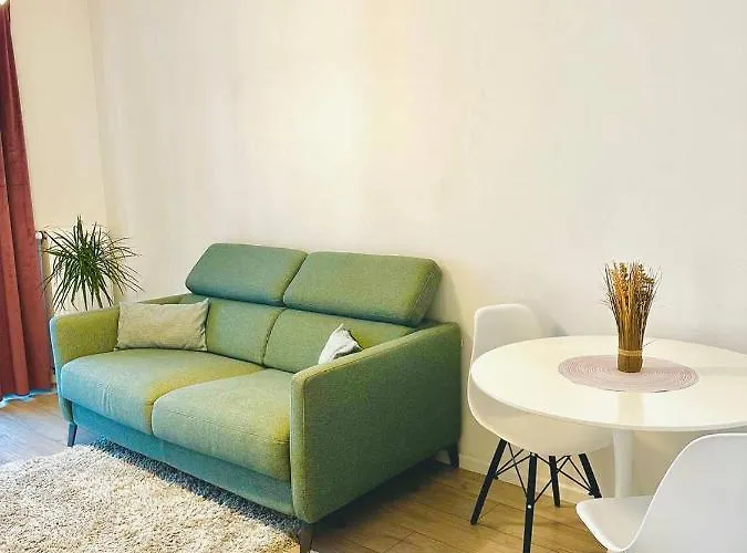 شقة Apartament Blisko Centrum Warszawy *