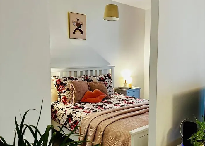 Apartament Blisko Centrum Warszawy *